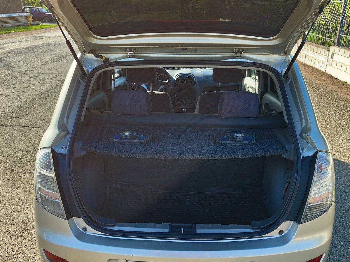 FAW V2 с пробегом — 2013 год. Фото: #6