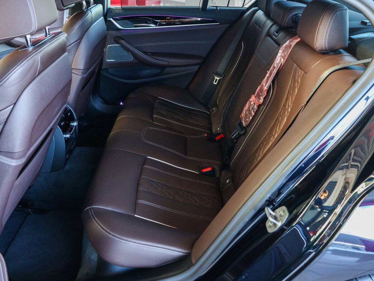 BMW 5 серии с пробегом — 2022 год. Фото: #9