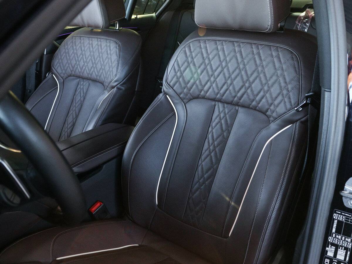 BMW 5 серии с пробегом — 2022 год. Фото: #24