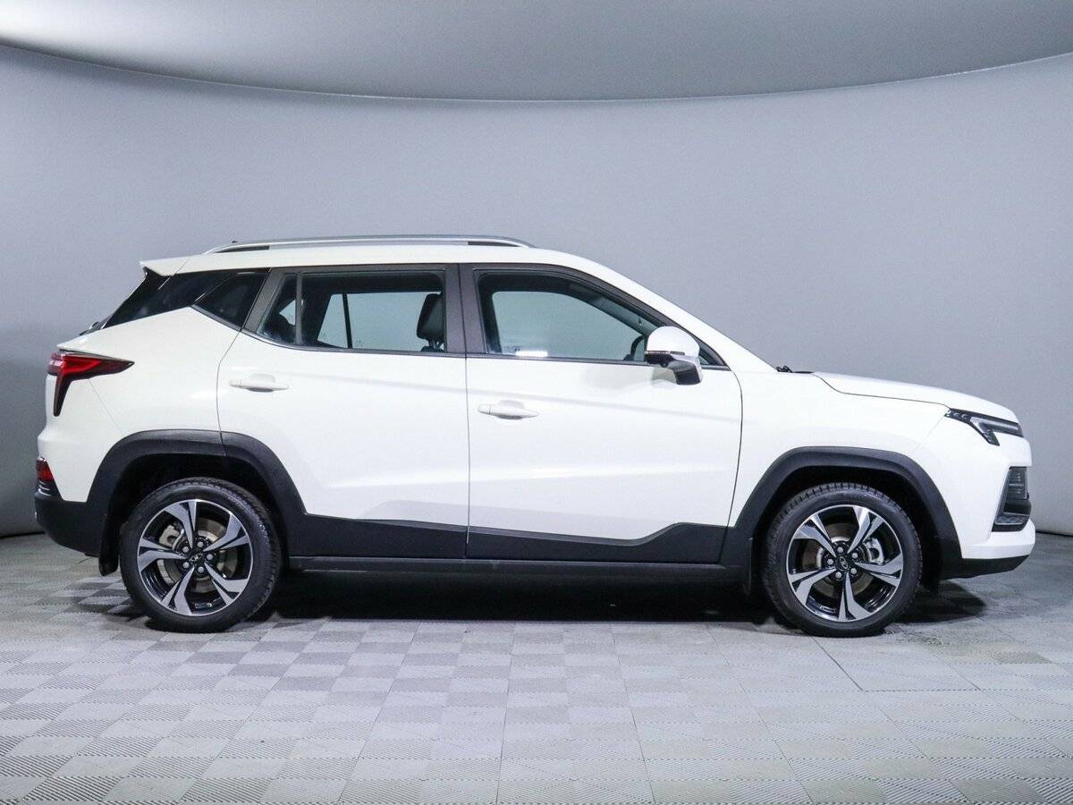 Москвич 3 с пробегом — 2023 год. Фото: #3