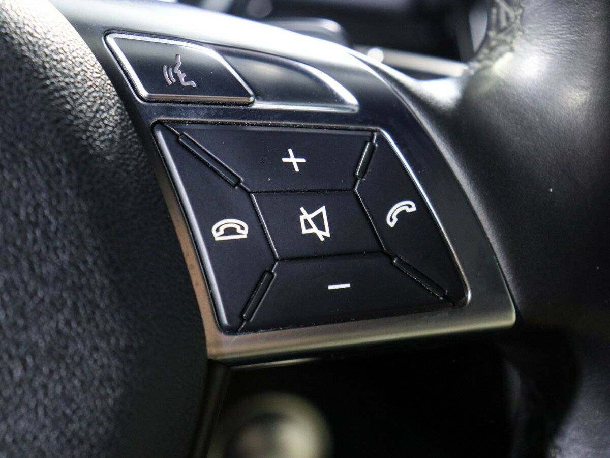 Mercedes-Benz GL-Класс с пробегом — 2013 год. Фото: #24