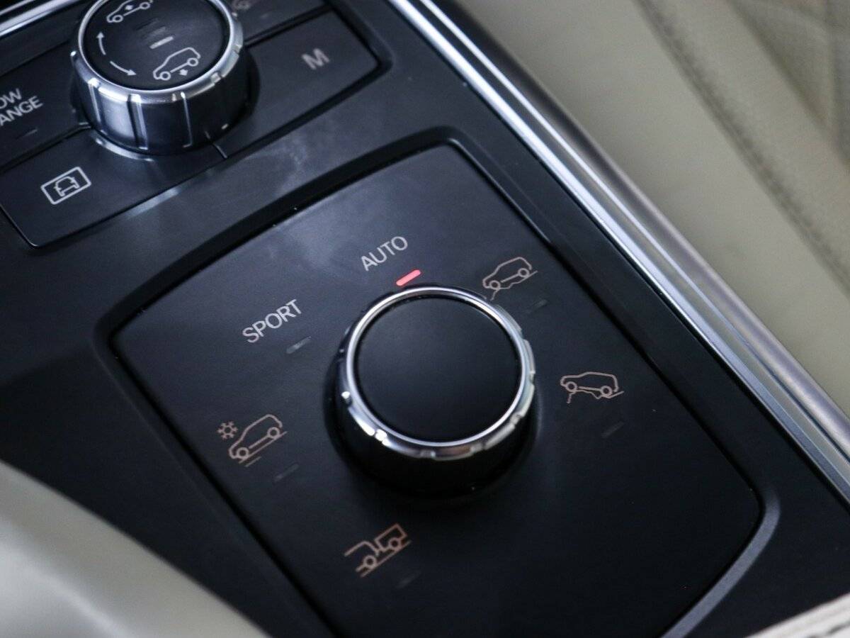 Mercedes-Benz GL-Класс с пробегом — 2013 год. Фото: #26