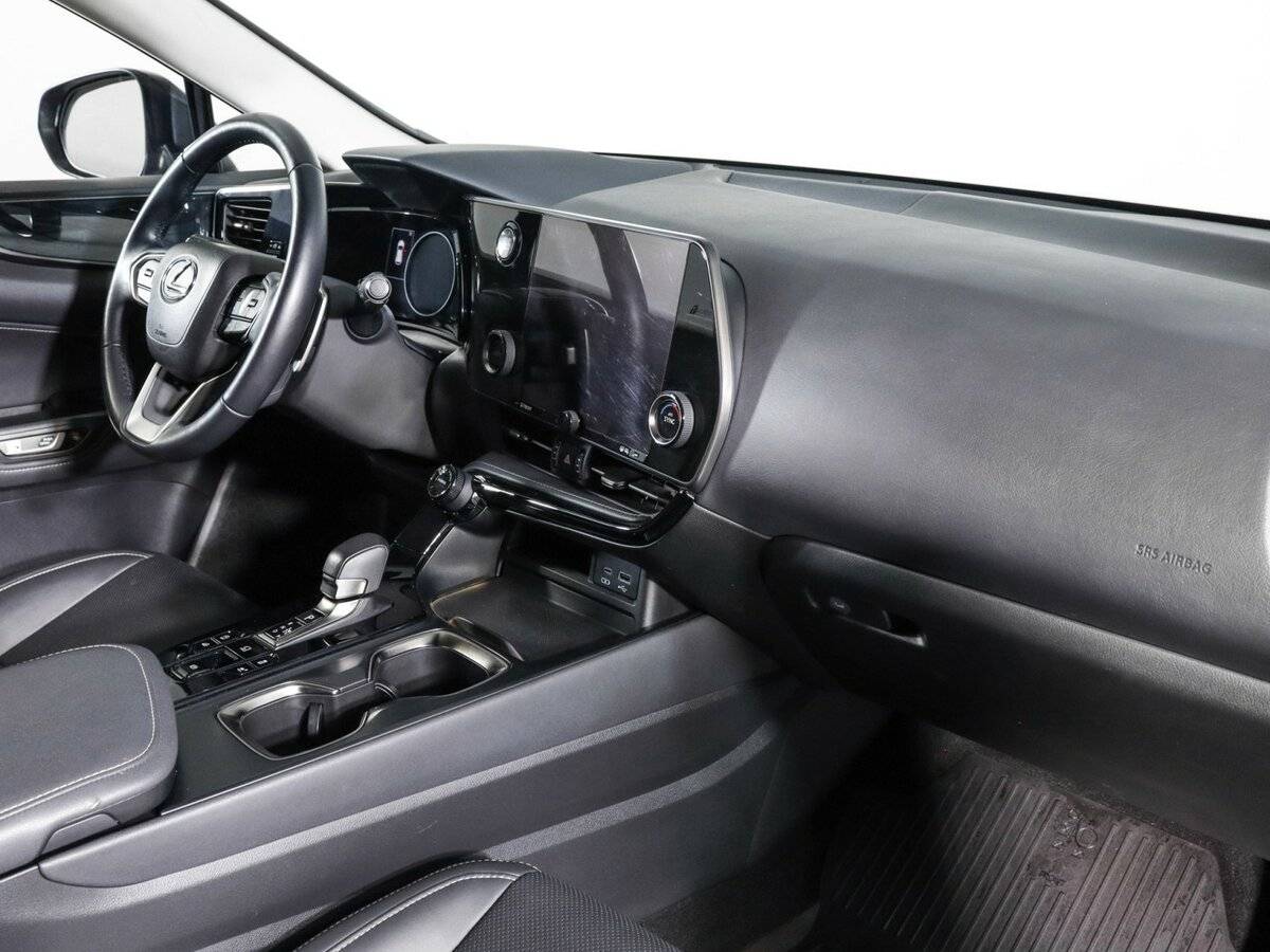 Lexus NX с пробегом — 2021 год. Фото: #8