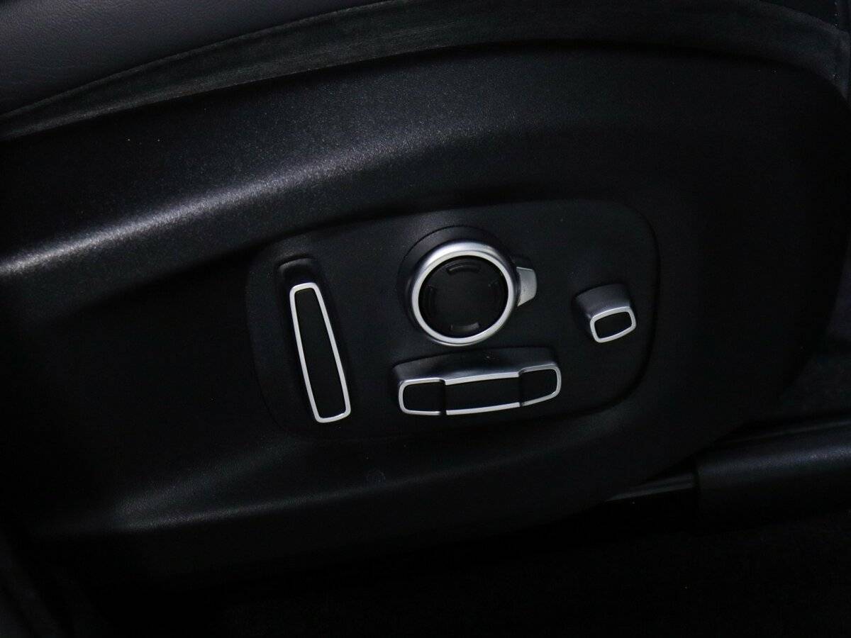 Land Rover Range Rover Sport с пробегом — 2021 год. Фото: #18