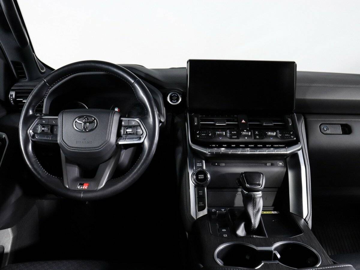 Toyota Land Cruiser с пробегом — 2021 год. Фото: #11