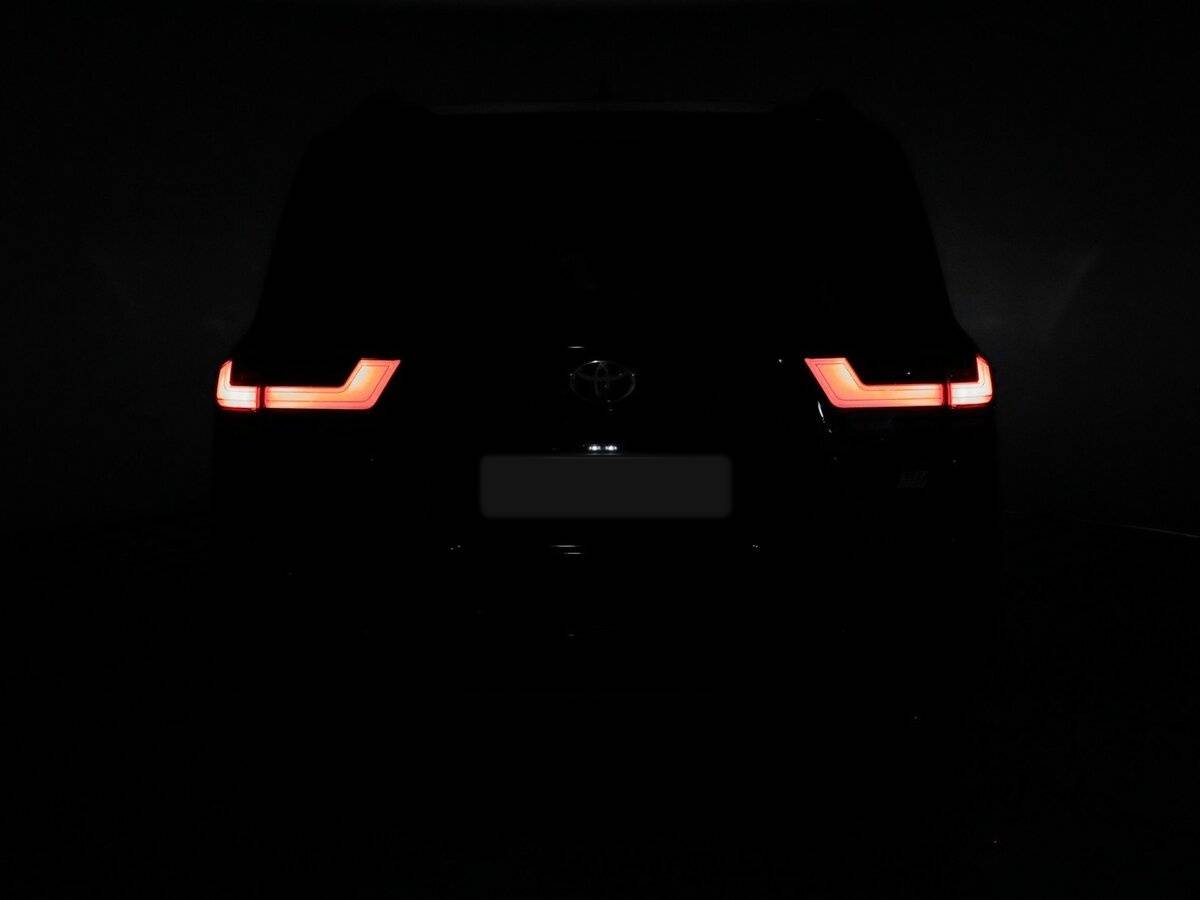 Toyota Land Cruiser с пробегом — 2021 год. Фото: #38