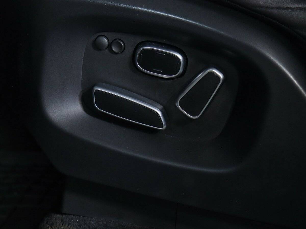 Land Rover Range Rover с пробегом — 2015 год. Фото: #20