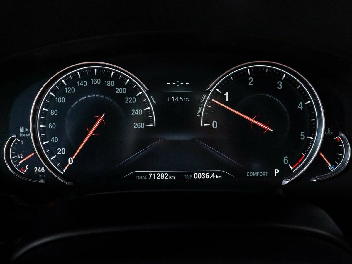 BMW 5 серии с пробегом — 2018 год. Фото: #10