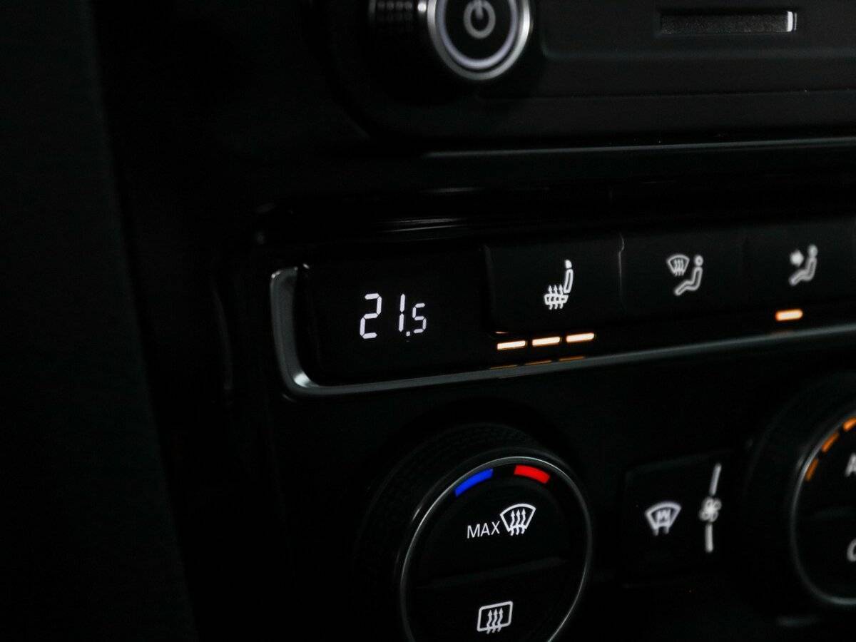 Volkswagen Jetta с пробегом — 2018 год. Фото: #16