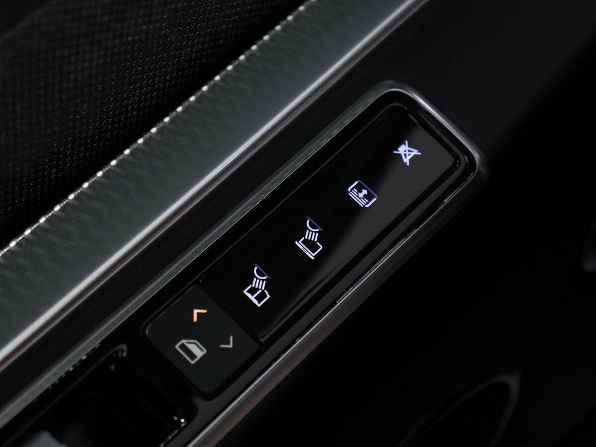 Land Rover Range Rover с пробегом — 2019 год. Фото: #28