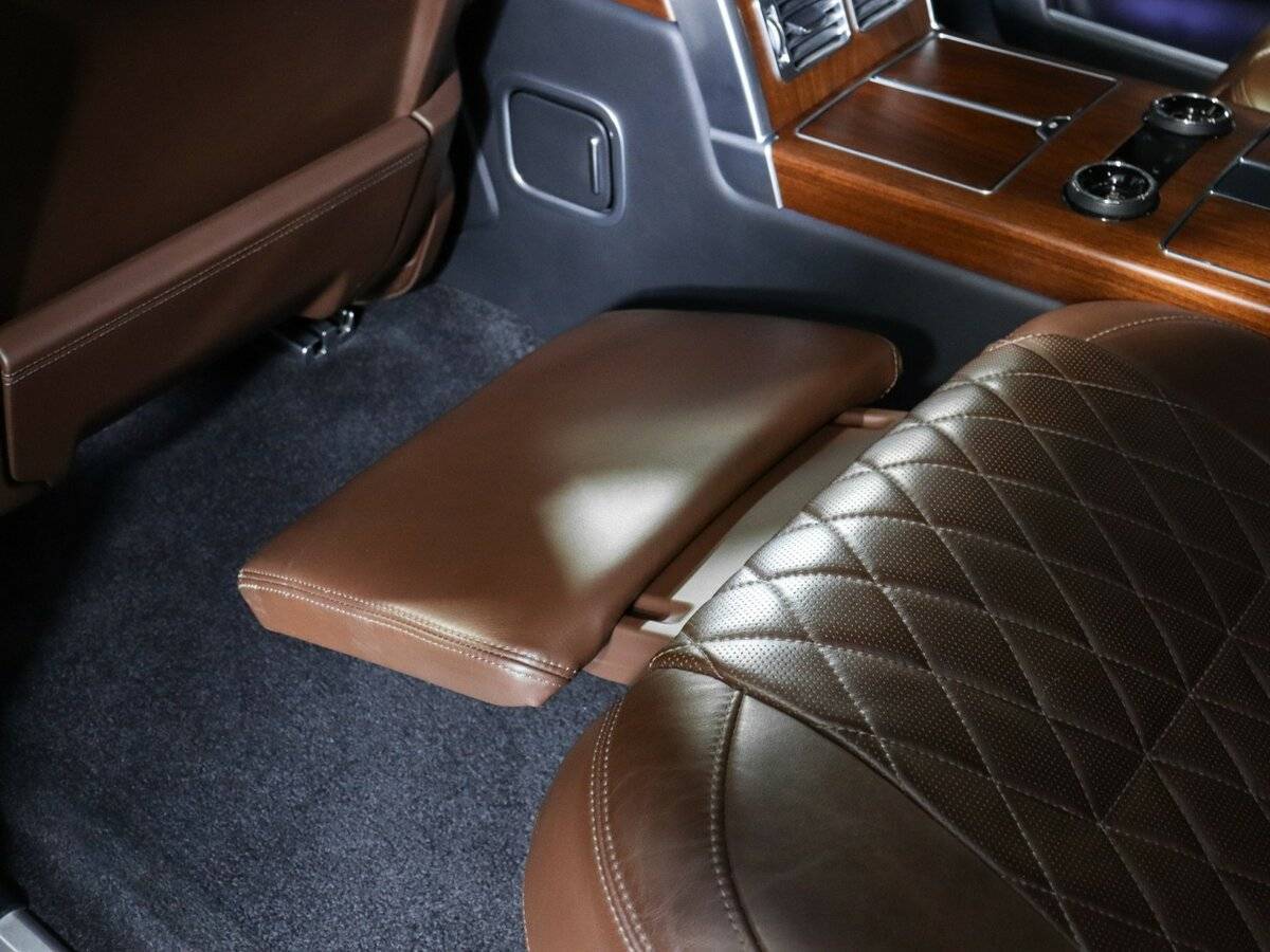 Land Rover Range Rover с пробегом — 2019 год. Фото: #30