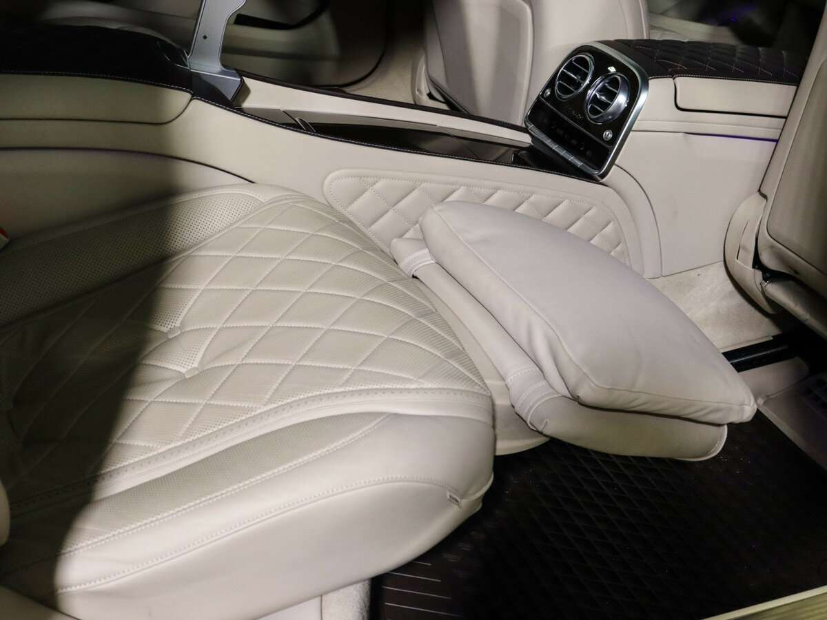 Mercedes-Benz Maybach S-Класс с пробегом — 2016 год. Фото: #28