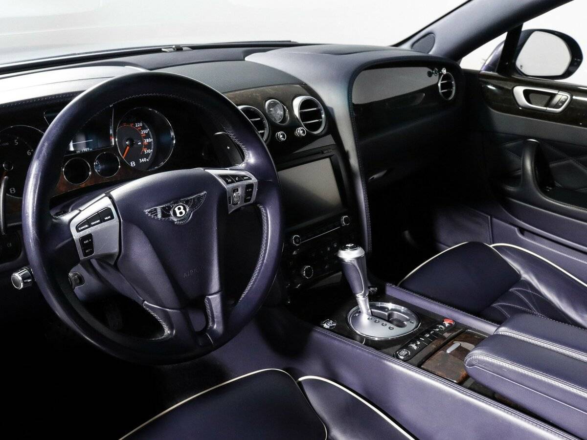 Bentley Continental Flying Spur с пробегом — 2012 год. Фото: #13