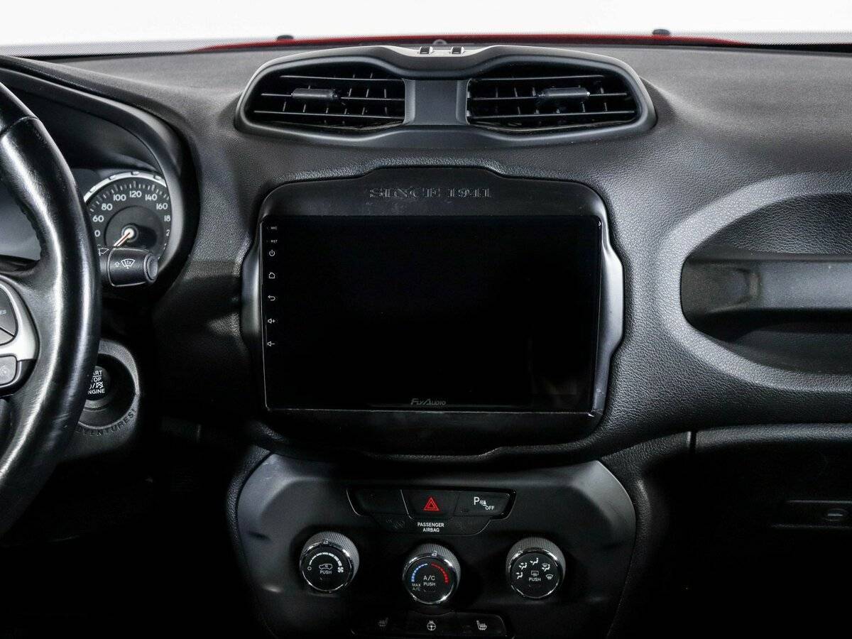 Jeep Renegade с пробегом — 2018 год. Фото: #12