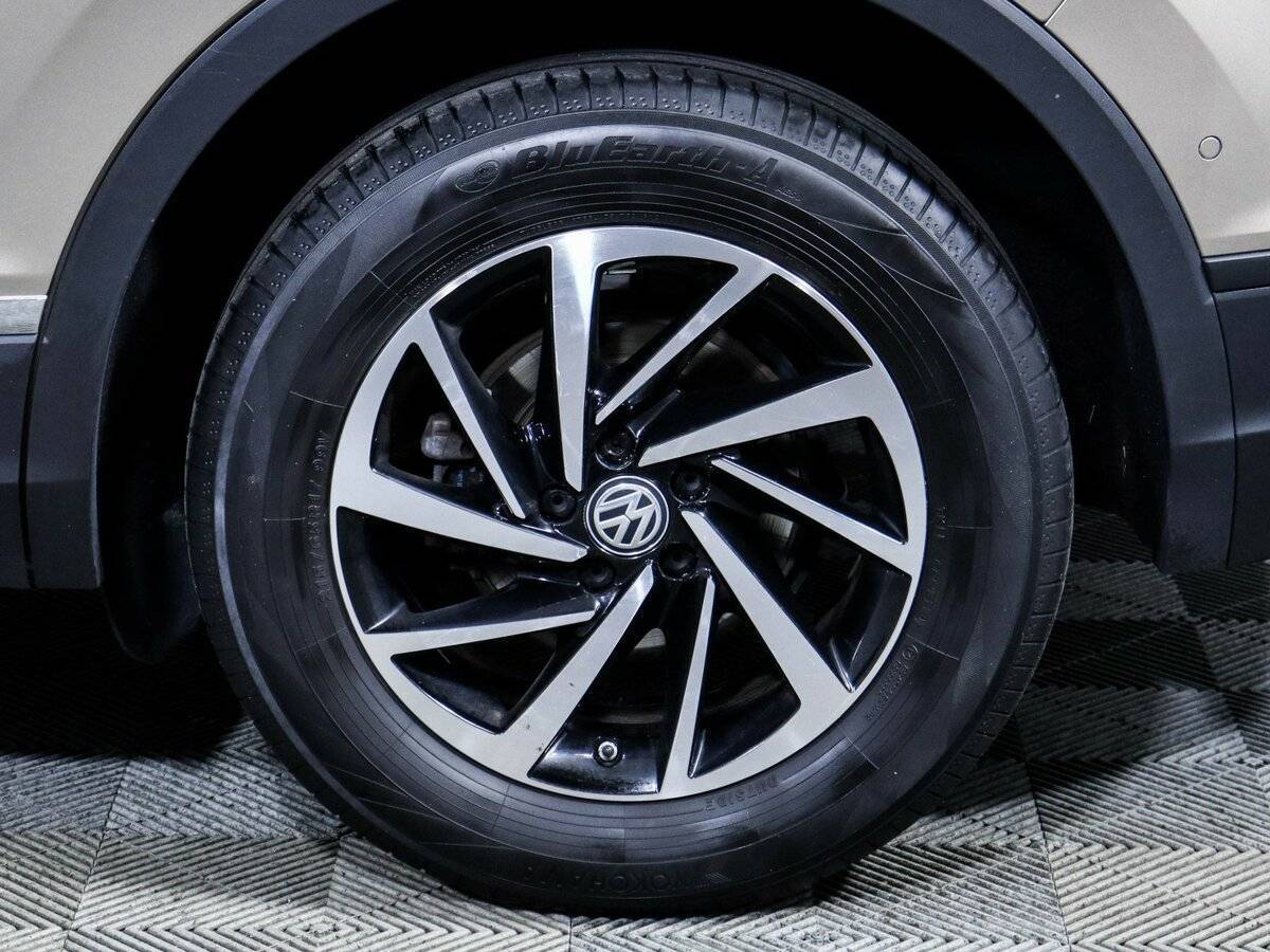 Volkswagen Tiguan с пробегом — 2018 год. Фото: #11