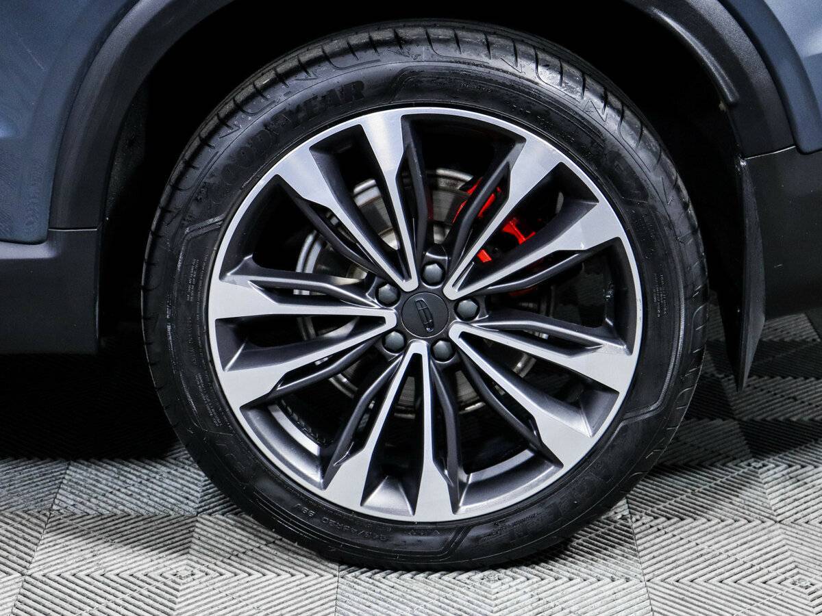 Geely Tugella с пробегом — 2022 год. Фото: #14