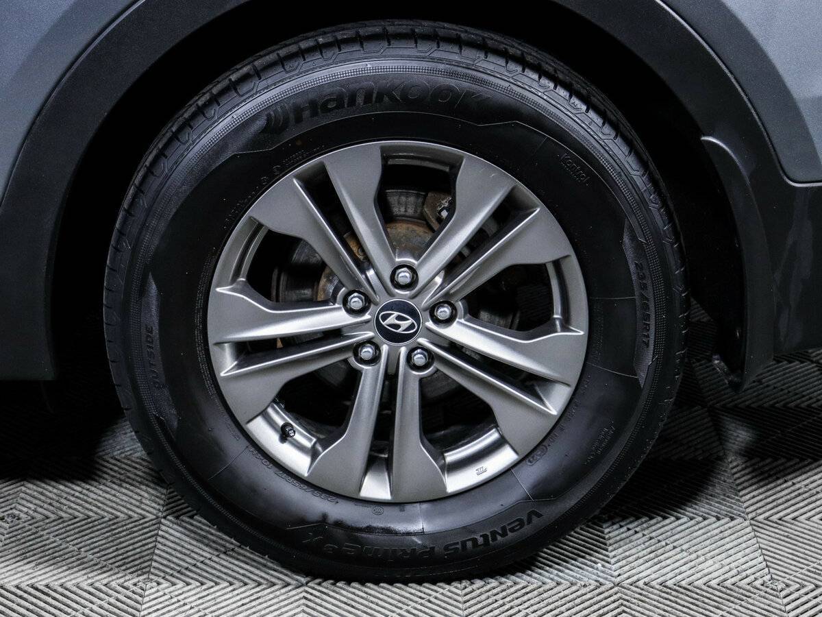 Hyundai Santa Fe с пробегом — 2012 год. Фото: #14