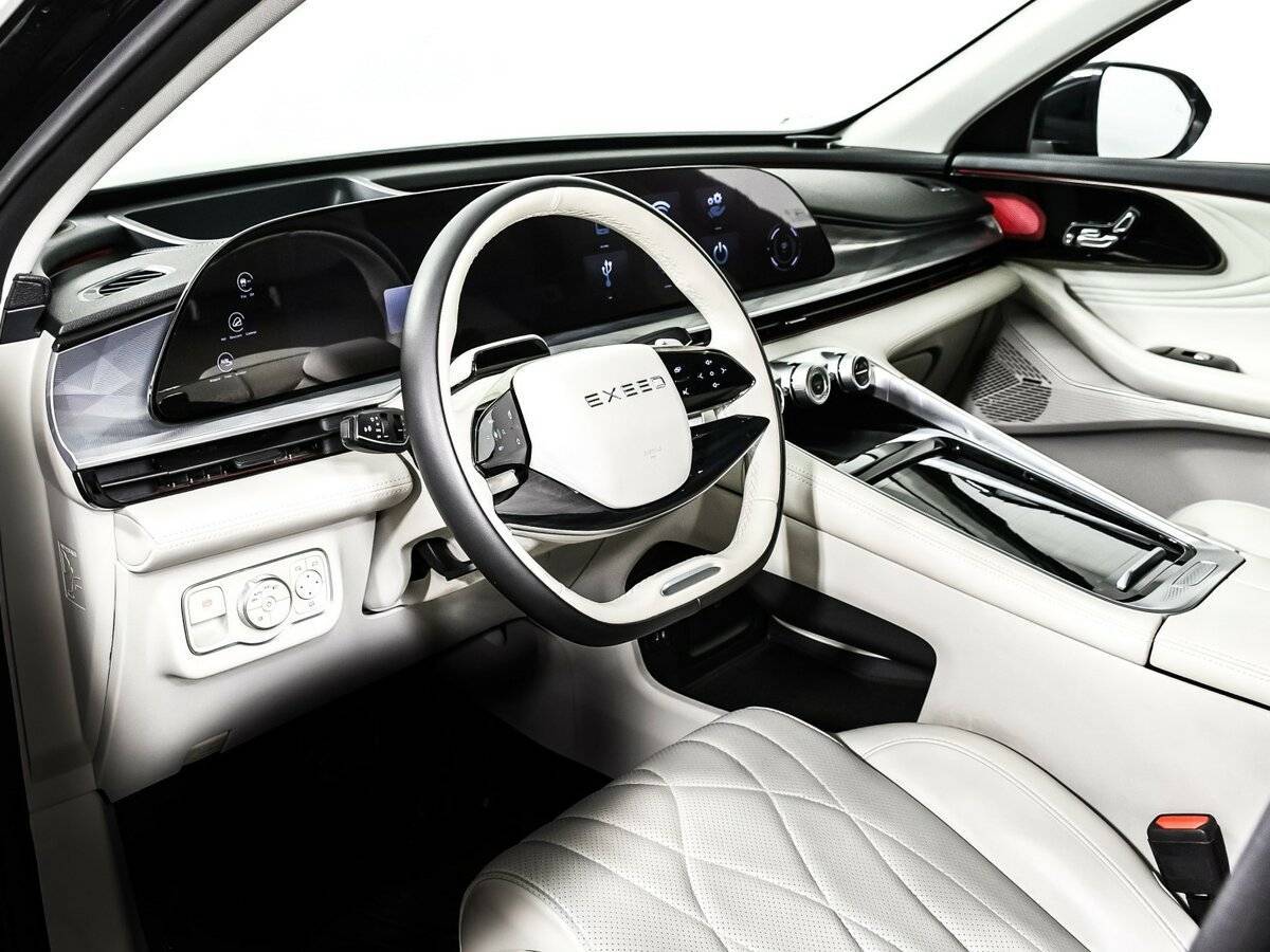 EXEED RX с пробегом — 2023 год. Фото: #12