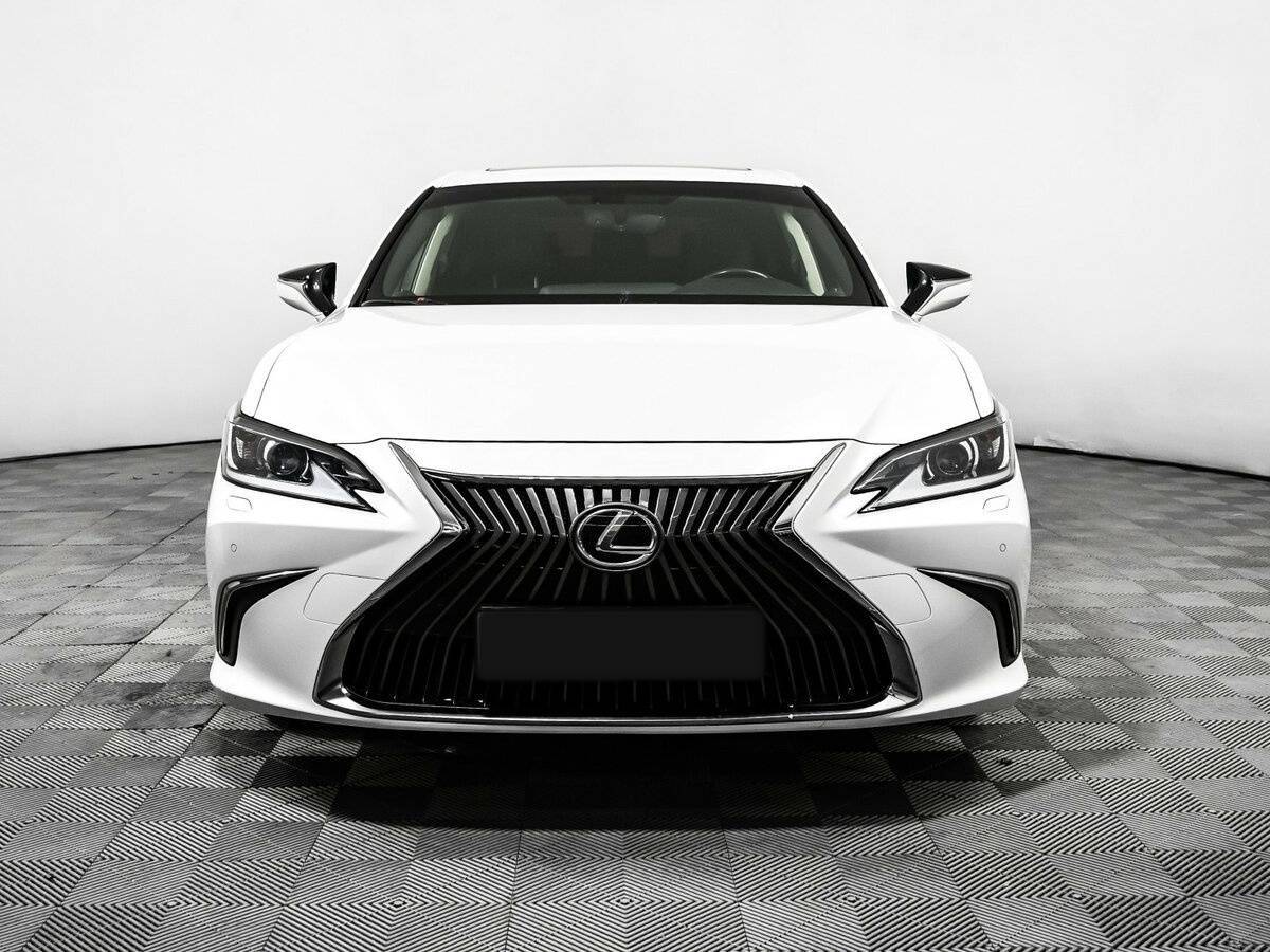 Lexus ES с пробегом — 2021 год. Фото: #1