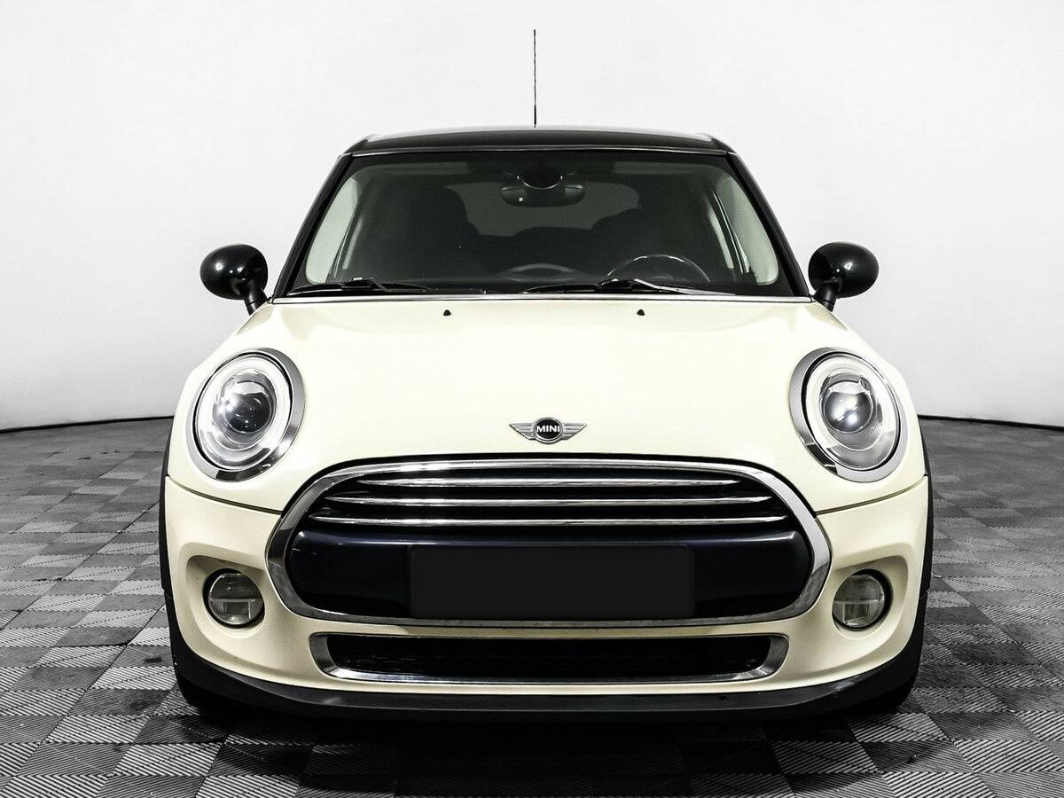 Mini Hatch с пробегом — 2014 год. Фото: #1