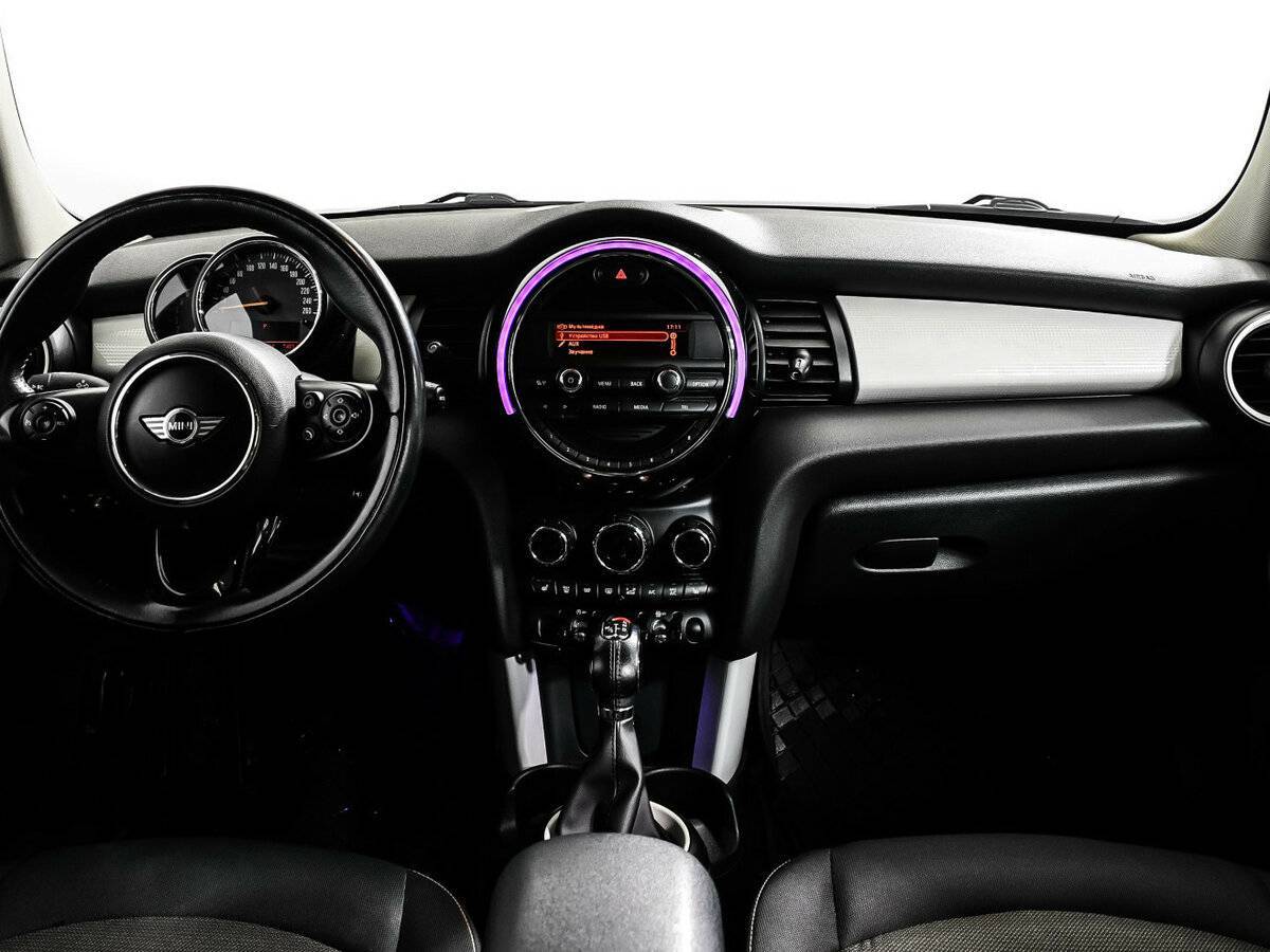 Mini Hatch с пробегом — 2014 год. Фото: #10