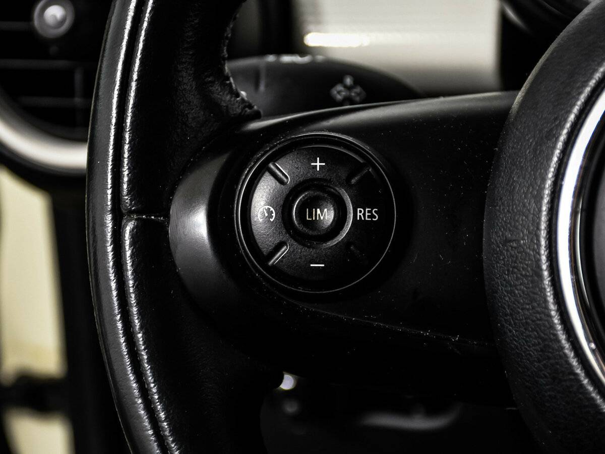 Mini Hatch с пробегом — 2014 год. Фото: #14