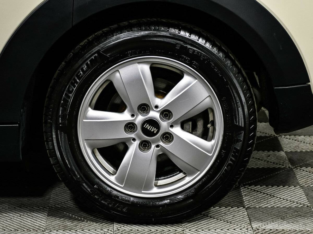 Mini Hatch с пробегом — 2014 год. Фото: #17