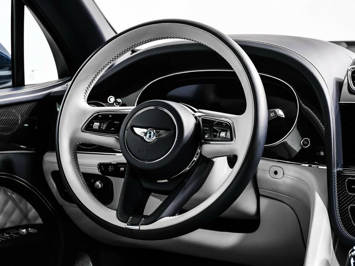 Bentley Bentayga с пробегом — 2021 год. Фото: #11