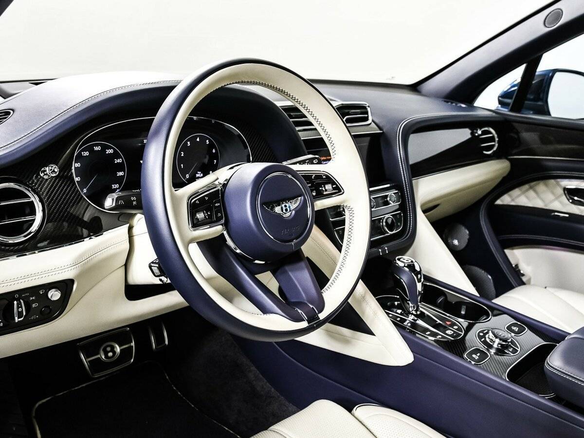 Bentley Bentayga с пробегом — 2021 год. Фото: #12
