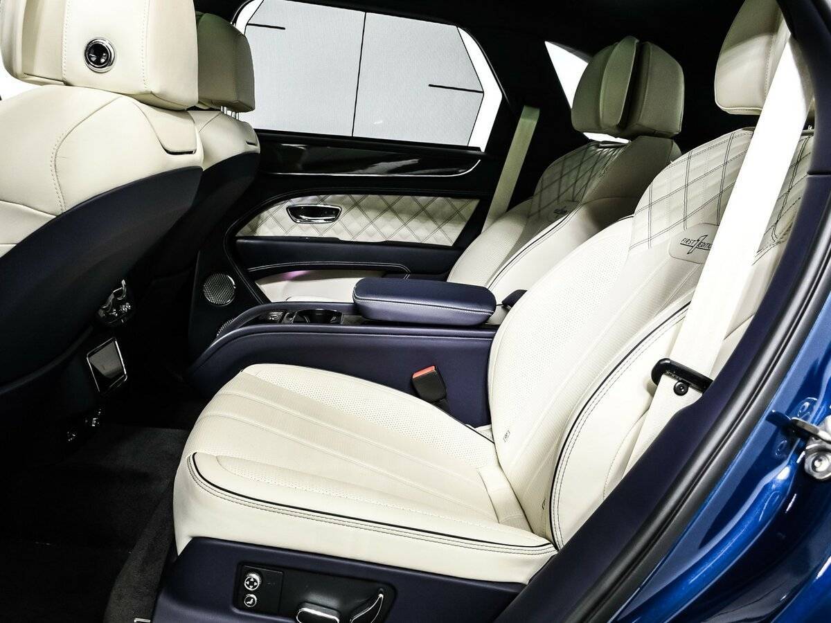 Bentley Bentayga с пробегом — 2021 год. Фото: #13