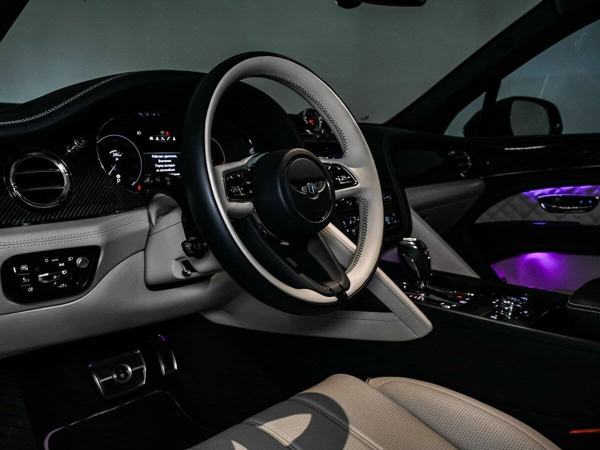 Bentley Bentayga с пробегом — 2021 год. Фото: #25