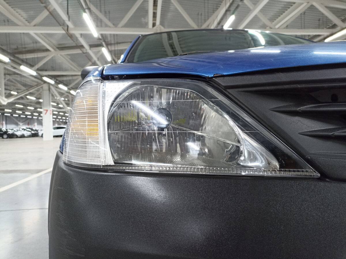 Renault Logan с пробегом — 2005 год. Фото: #15