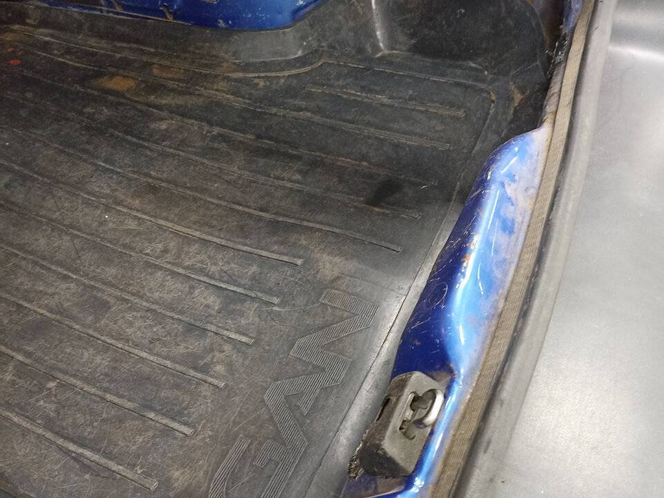 Renault Logan с пробегом — 2005 год. Фото: #17