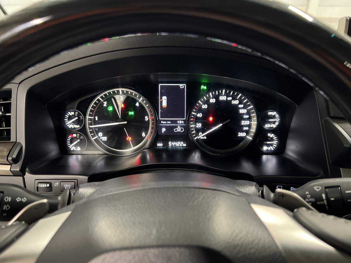 Lexus LX с пробегом — 2021 год. Фото: #12