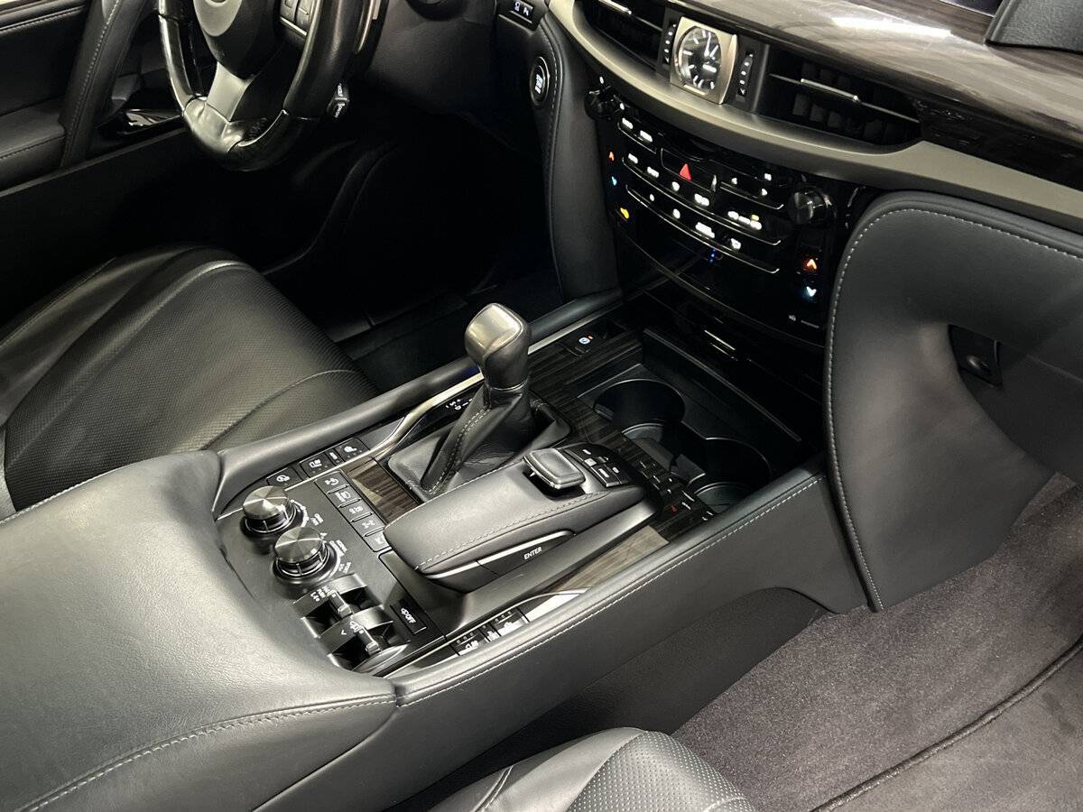 Lexus LX с пробегом — 2021 год. Фото: #20