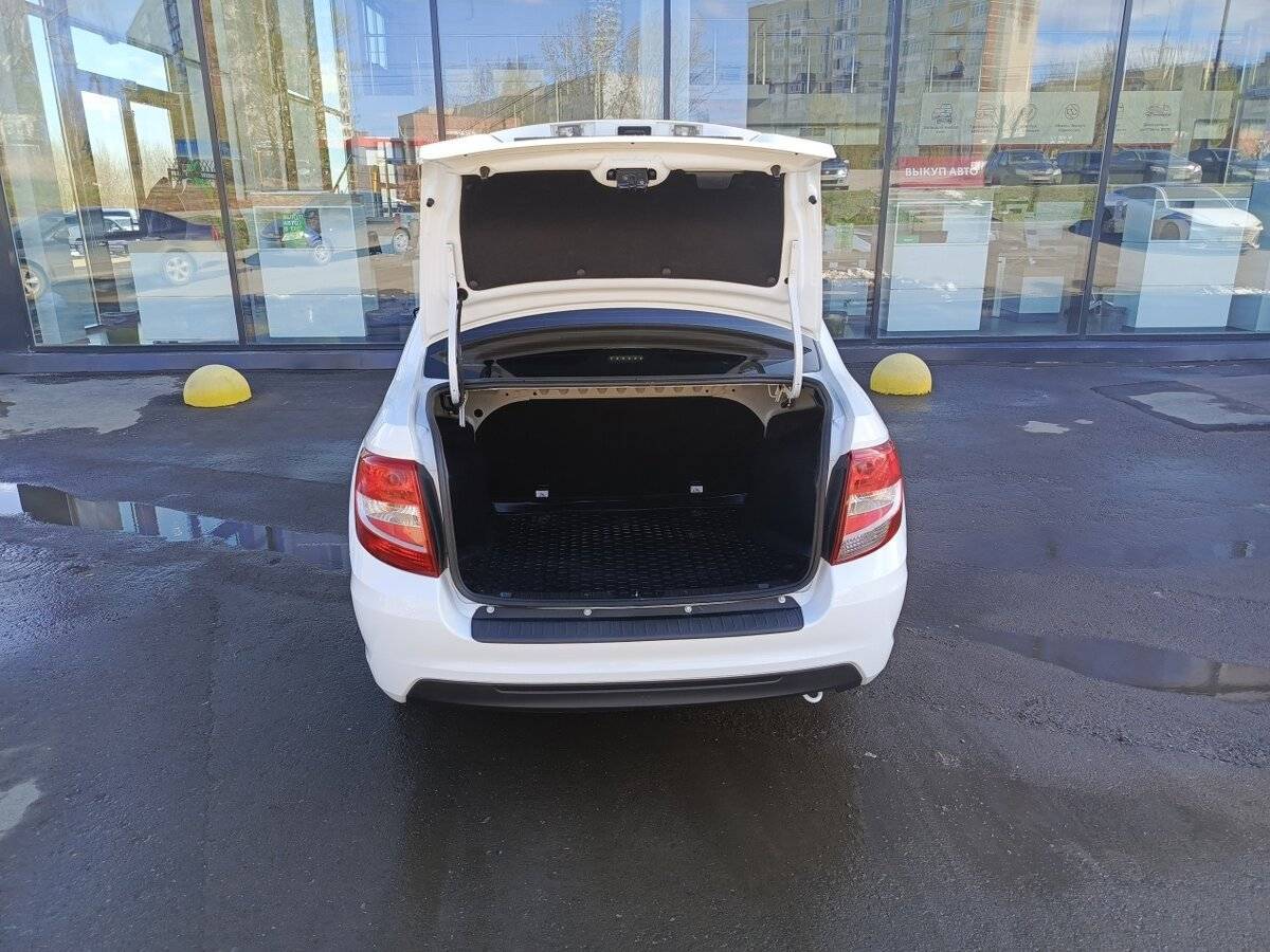 Lada (ВАЗ) Granta с пробегом — 2022 год. Фото: #9