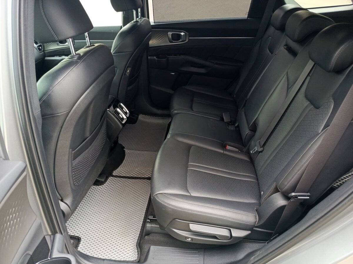 Kia Sorento с пробегом — 2021 год. Фото: #11