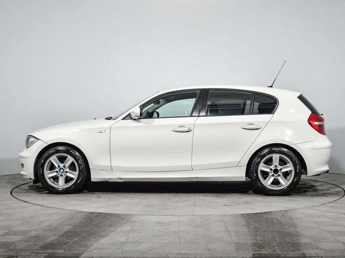 BMW 1 серии с пробегом — 2010 год. Фото: #7