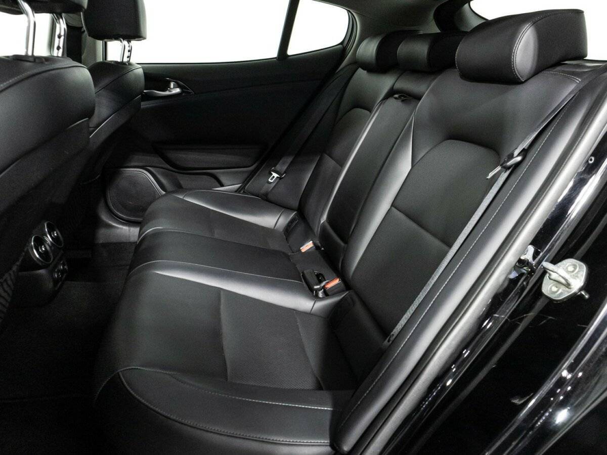 Kia Stinger с пробегом — 2019 год. Фото: #9