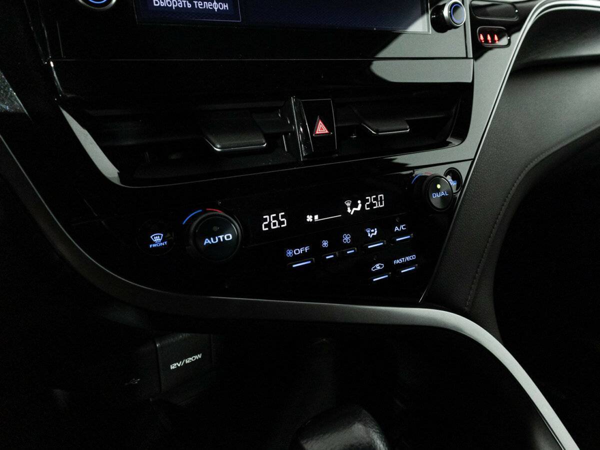 Toyota Camry с пробегом — 2021 год. Фото: #16