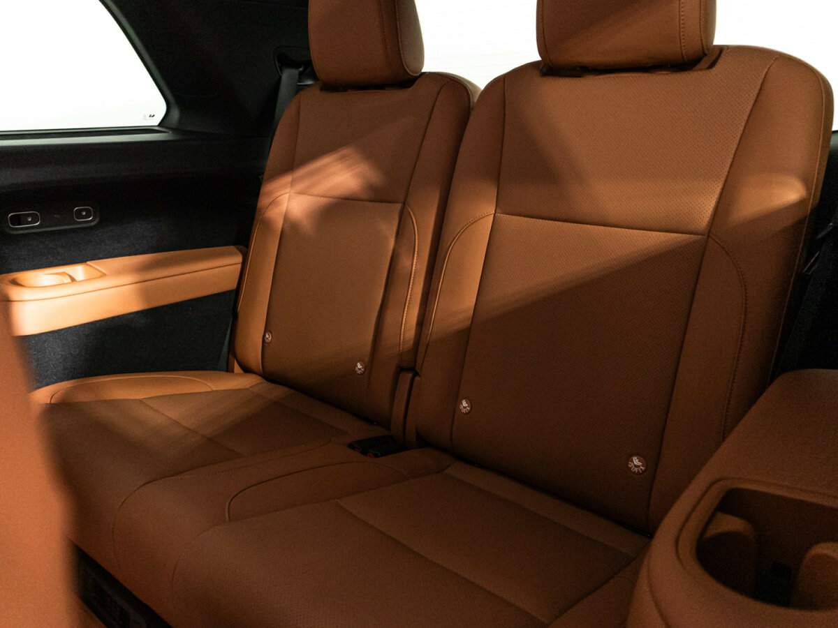 LiXiang L9 с пробегом — 2023 год. Фото: #16