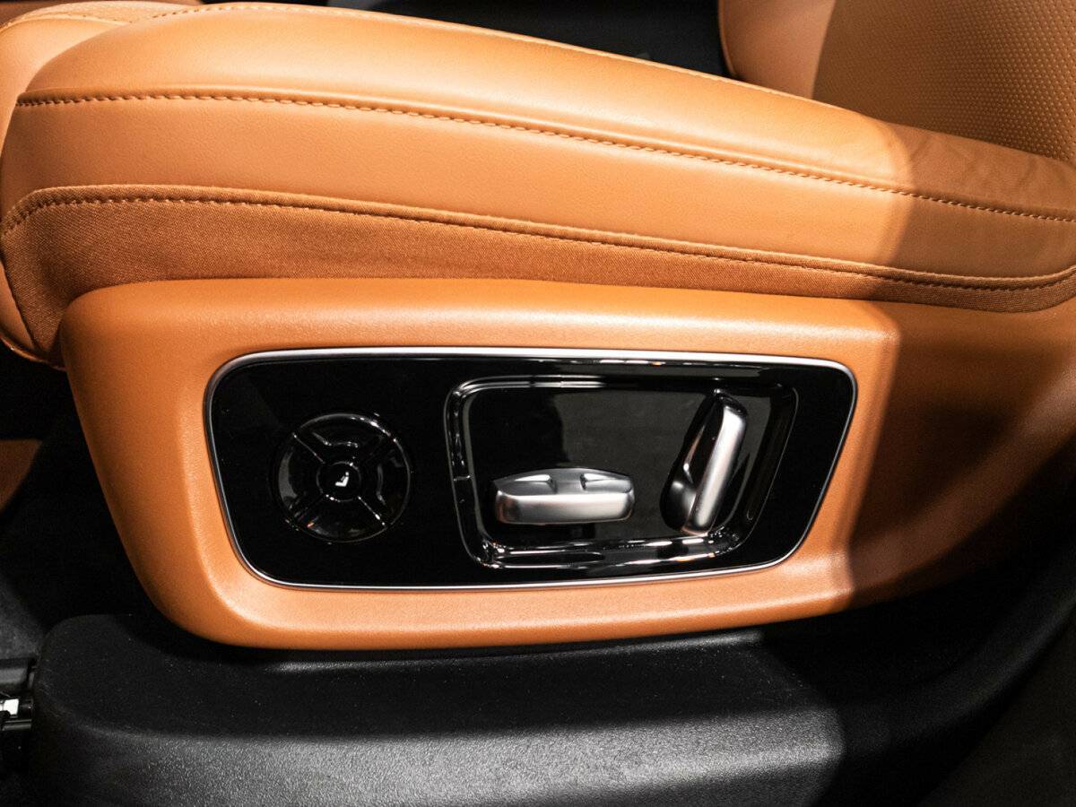 LiXiang L9 с пробегом — 2023 год. Фото: #21