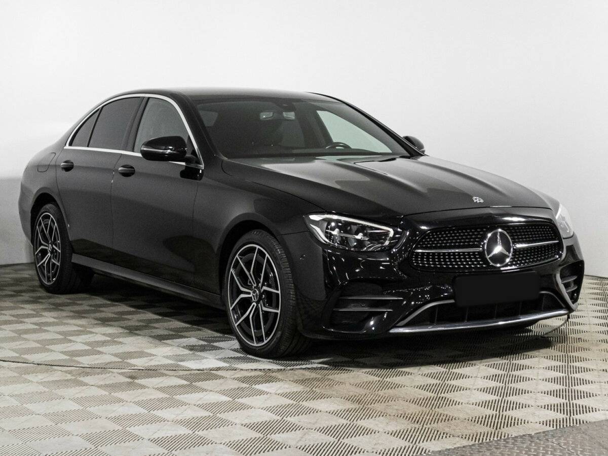 Mercedes-Benz E-Класс с пробегом — 2021 год. Фото: #2