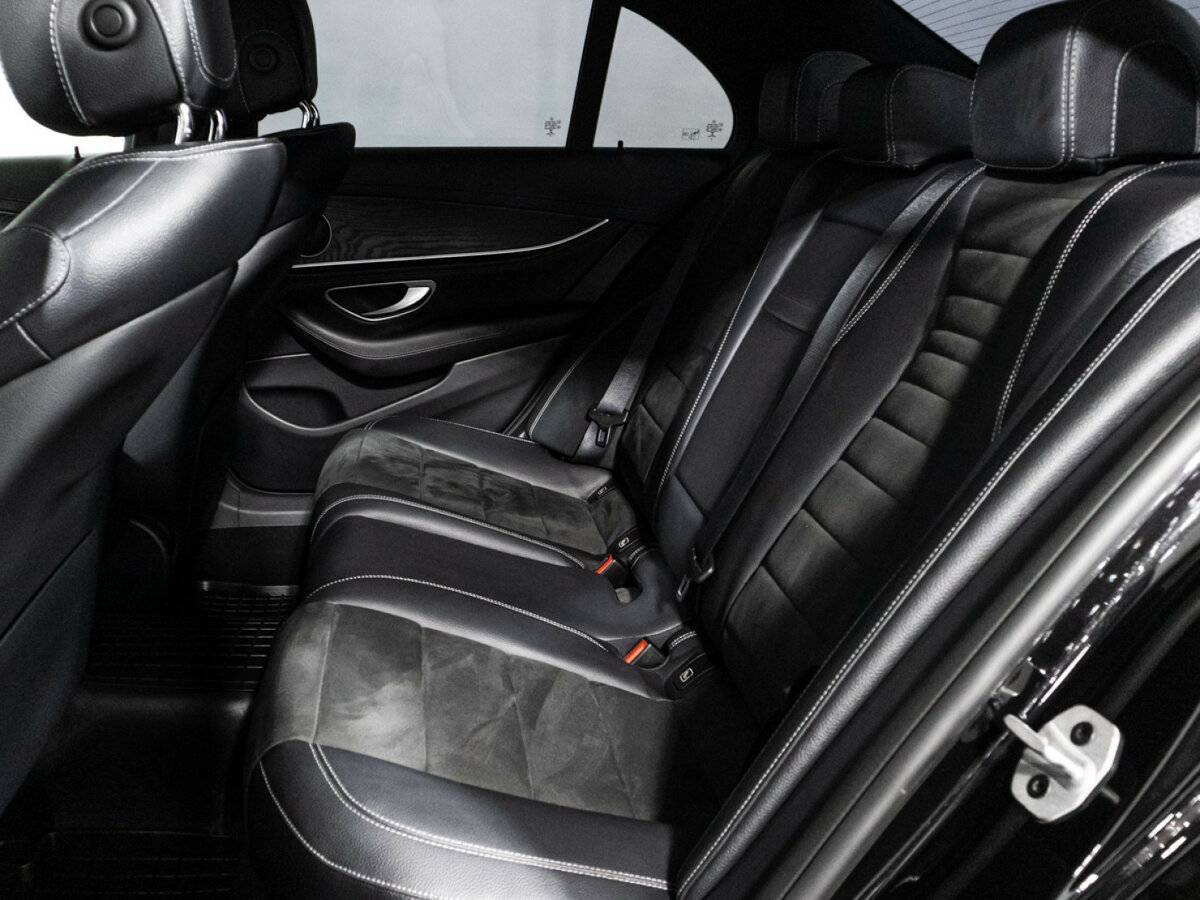 Mercedes-Benz E-Класс с пробегом — 2021 год. Фото: #9