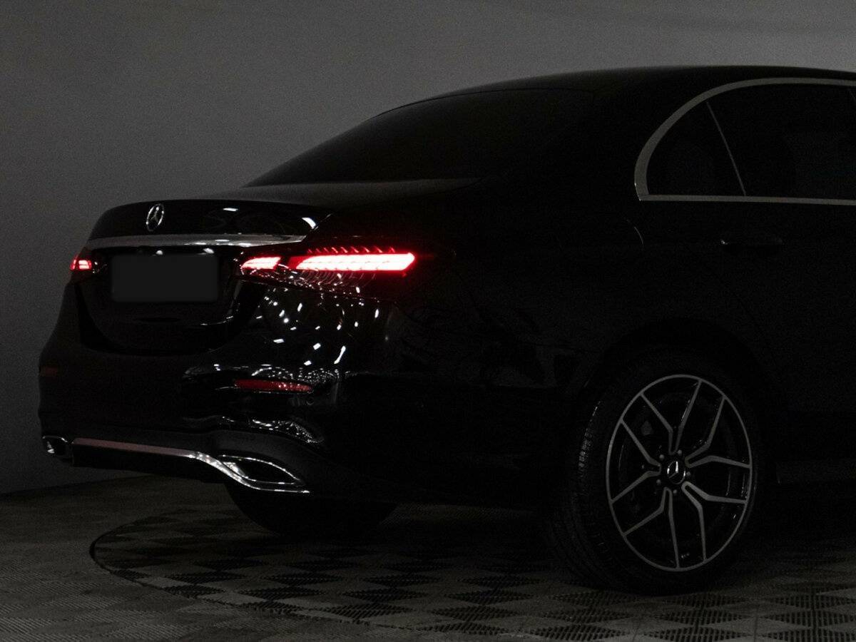 Mercedes-Benz E-Класс с пробегом — 2021 год. Фото: #28