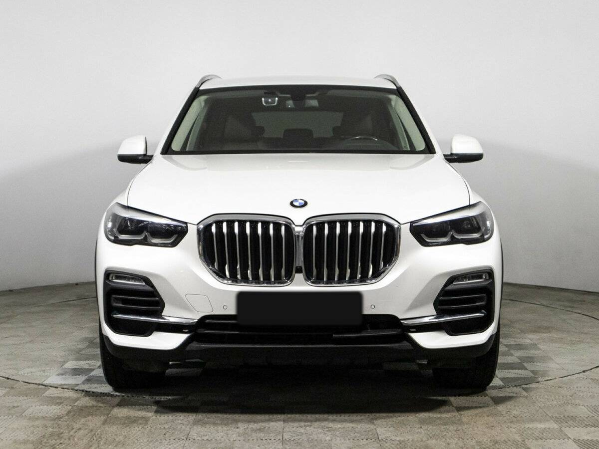 BMW X5 с пробегом — 2019 год. Фото: #1