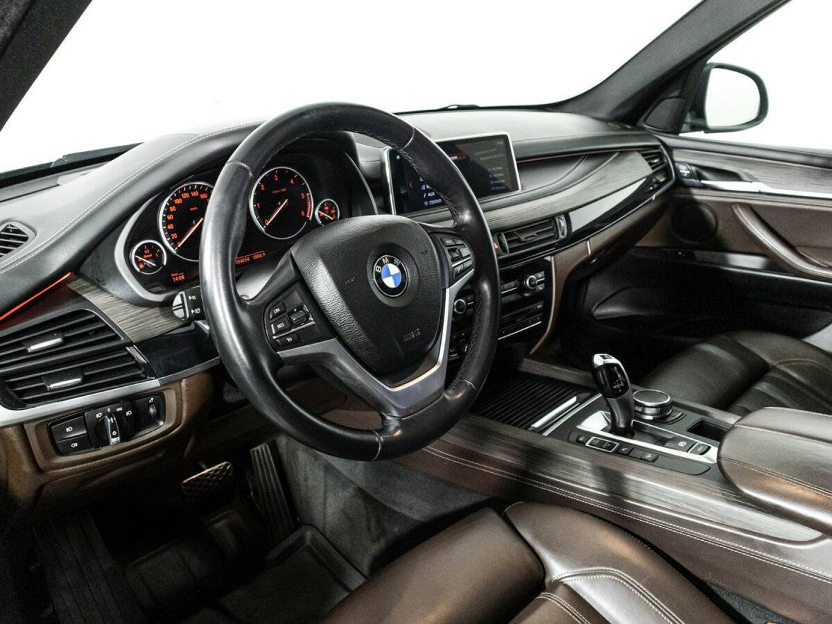 BMW X5 с пробегом — 2015 год. Фото: #10