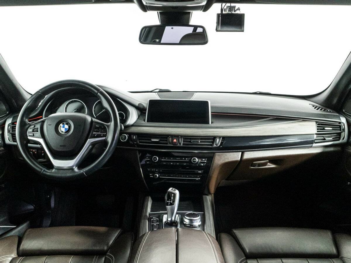 BMW X5 с пробегом — 2015 год. Фото: #12