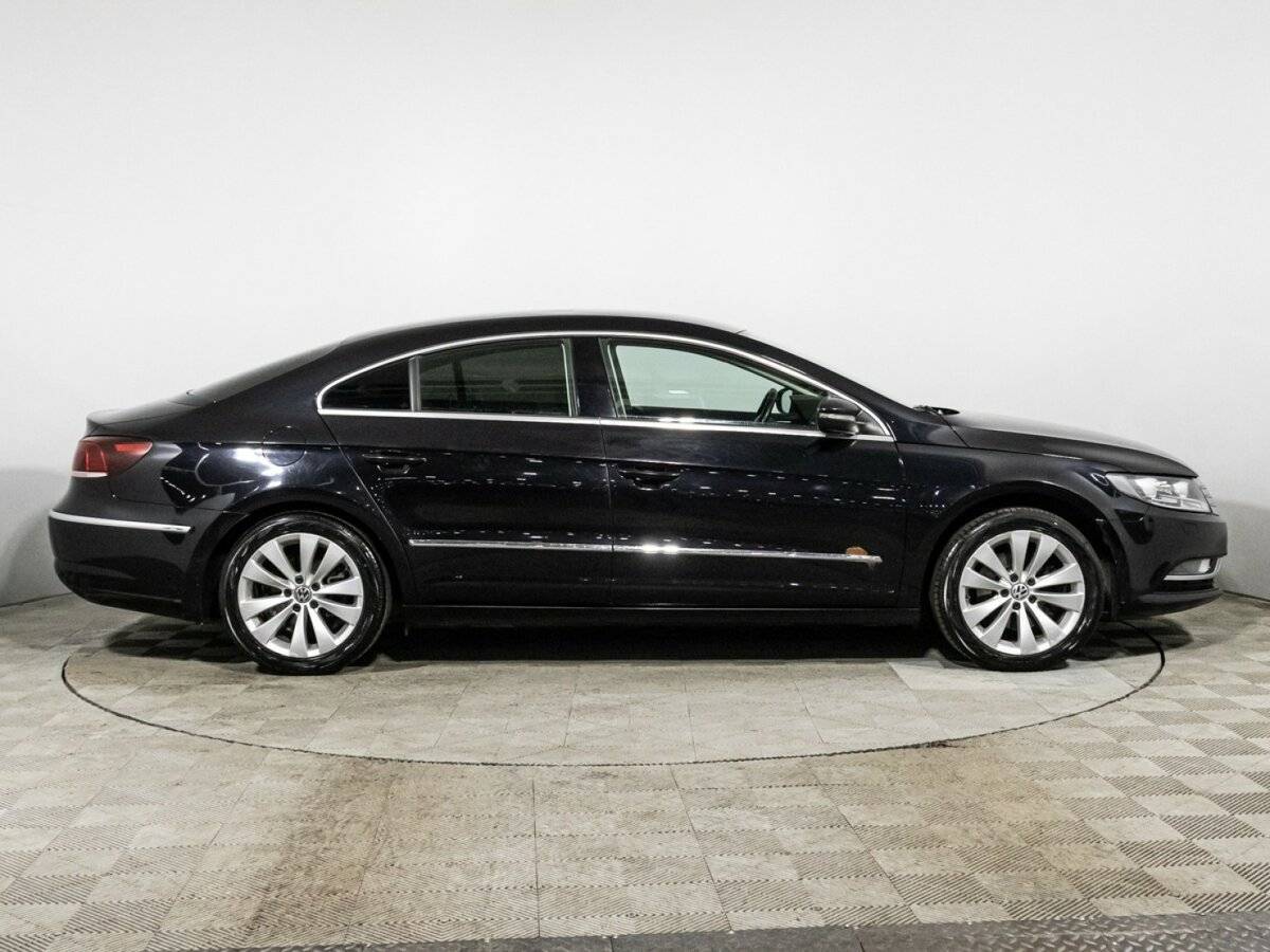 Volkswagen Passat CC с пробегом — 2014 год. Фото: #3