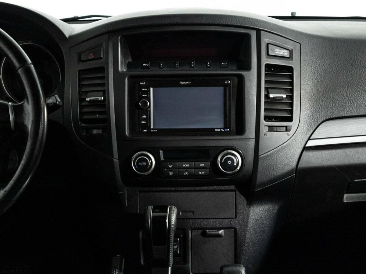 Mitsubishi Pajero с пробегом — 2007 год. Фото: #11